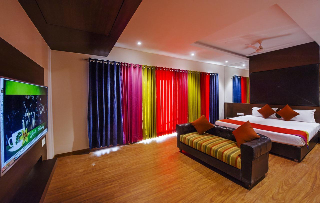 Hotel Atharva Ujjain Exterior foto